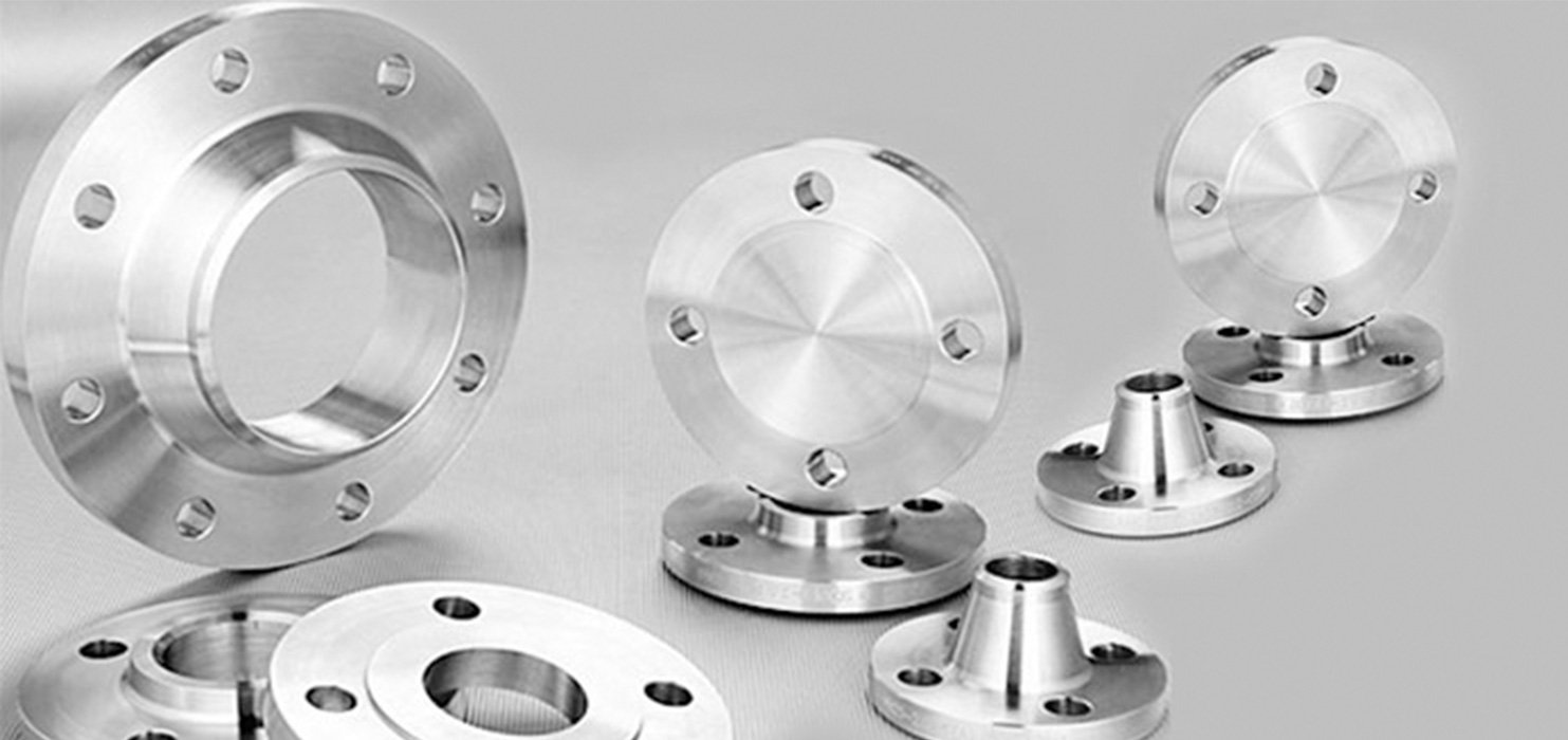 SMO 254 Flanges